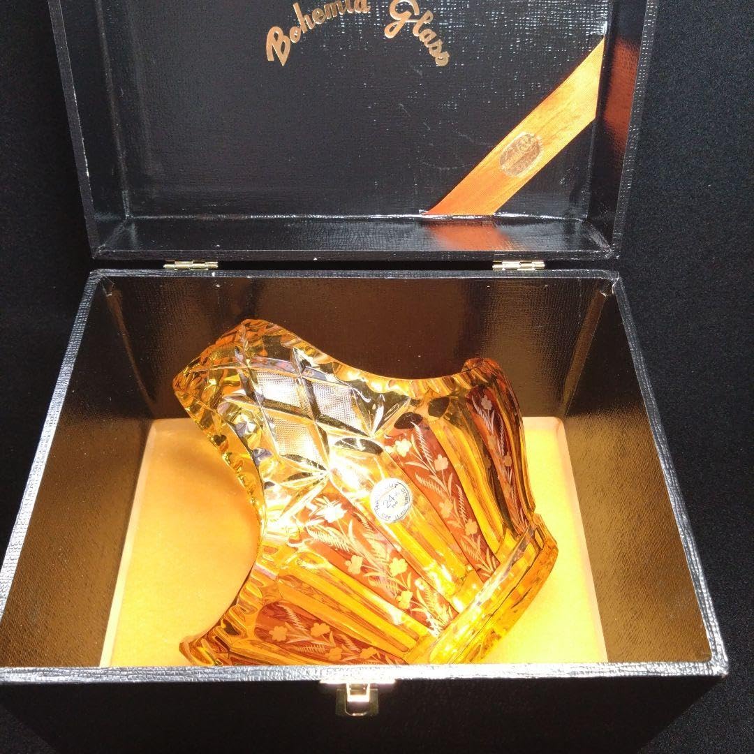 【ボヘミア】超希少！　高級クリスタル　フラワーベース　バスケット　琥珀　イエロー ボヘミア】超希少！ 高級クリスタル フラワーベース バスケット 琥珀