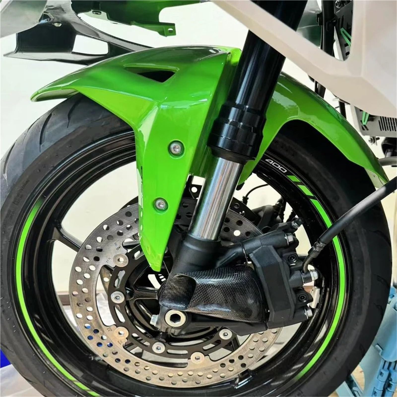 Refrigeración de Pinza de Freno Compatible con Accesorios de Motocicleta Kawasaki ZX-6R, Pinza Delantera, Cubierta de radiador, conductos de Aire, Montaje de refrigeración de Frenos.(Matte)