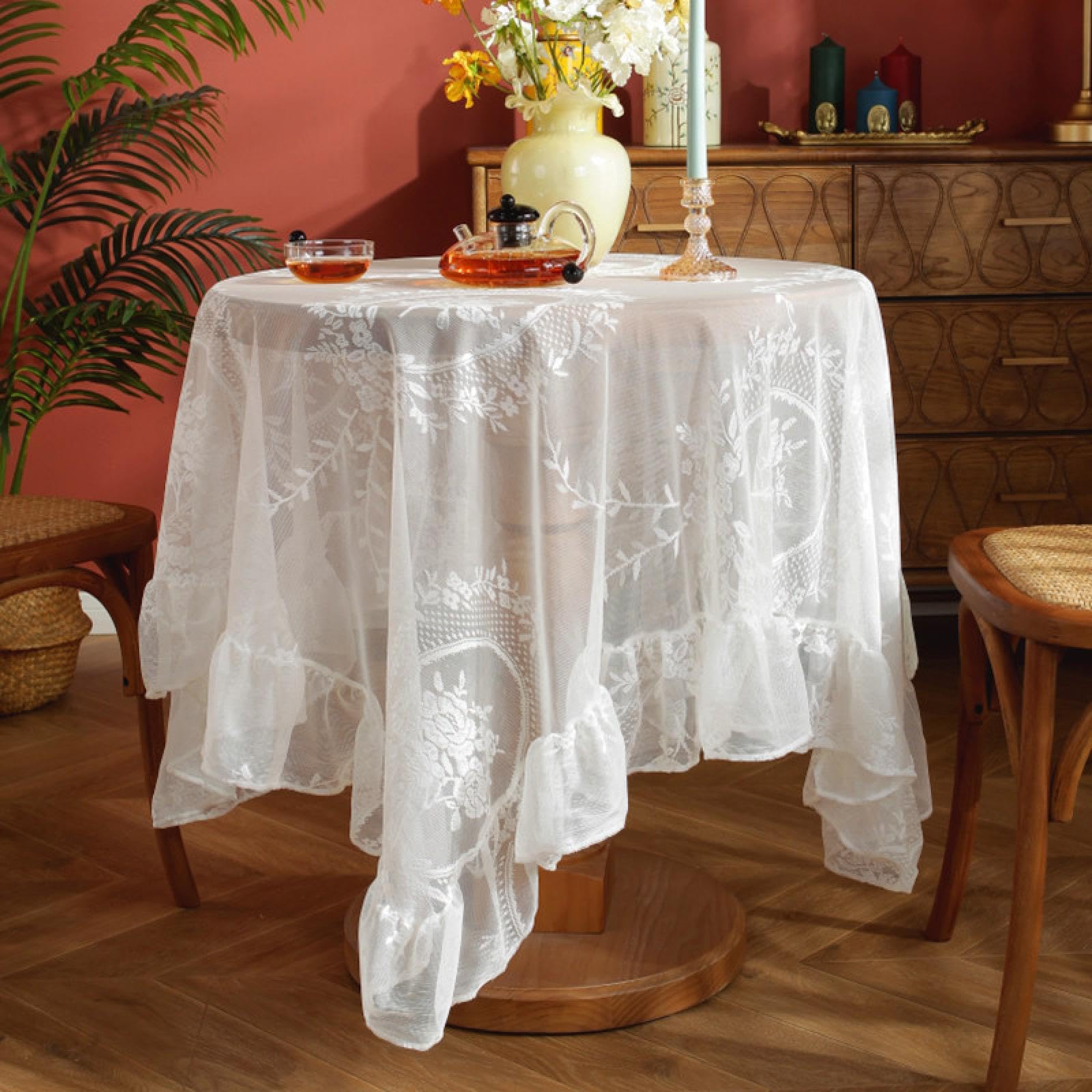 Nappe blanche brodée 140x180 cm avec dentelle fleurie pour table rectangulaire