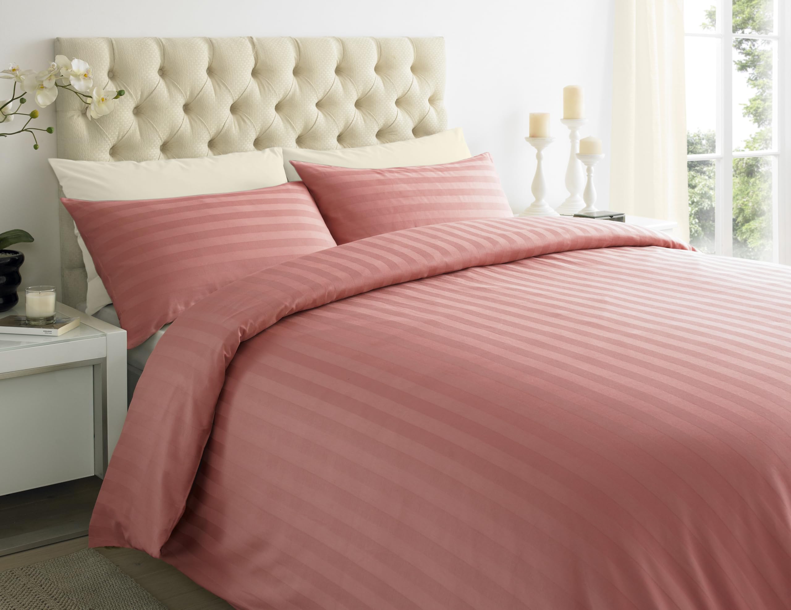 Lavish Label Luxury 400 Thread Count Duvet Cover Set (260 x 220 CM) with 2 pillowcases (48 x 75 CM) | 100% Egyptian Cotton Soft & Comfortable Satin Stripe Bedding Set (Peach, Super King)