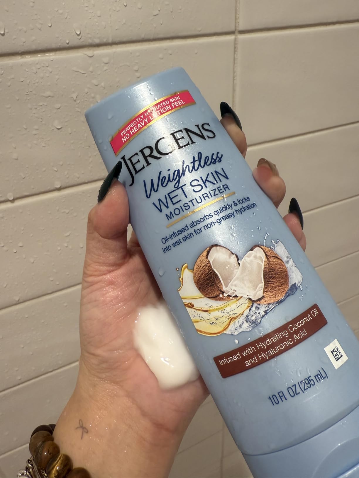 Jergens Wet Skin Body Lotion with Coconut Oil, In Shower Lotion for Dry Skin, Fast-Absorbing, Non-Sticky, Dermatologist Tested, 10 Ounce