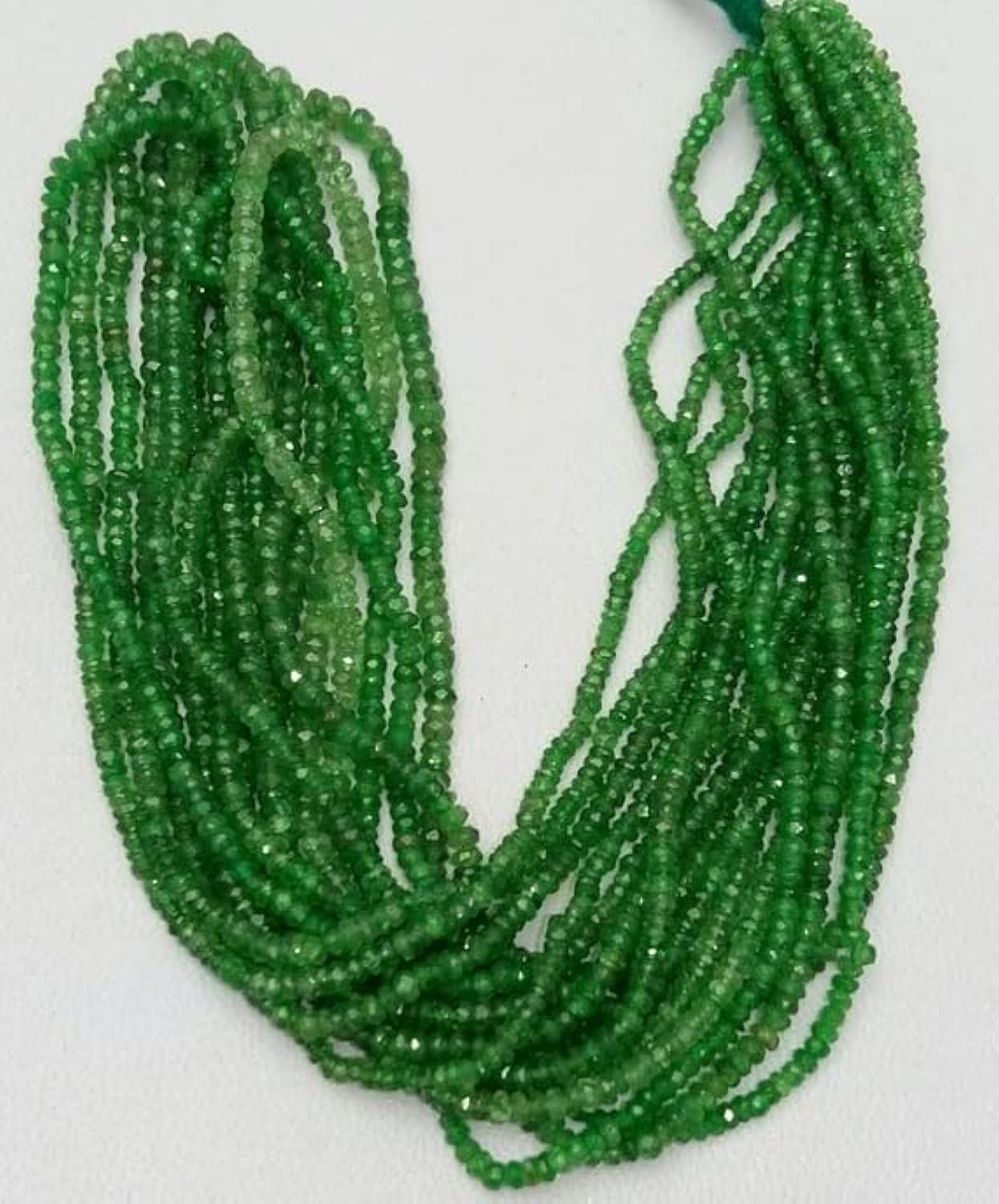 Perles de tsavorite naturelle facettées en fil de 15 pouces pour bijoux artisanaux fins