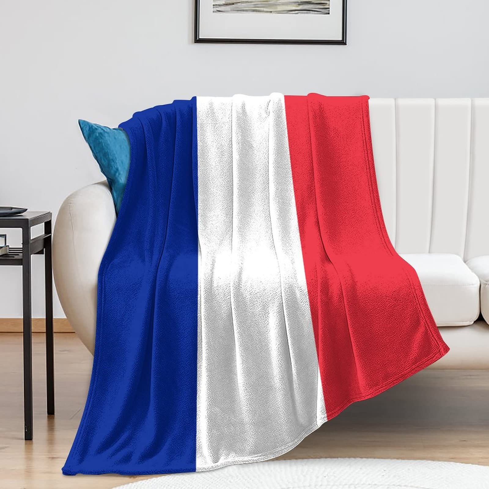 Couverture douce drapeau de la France : fini les soirées fraîches au salon
