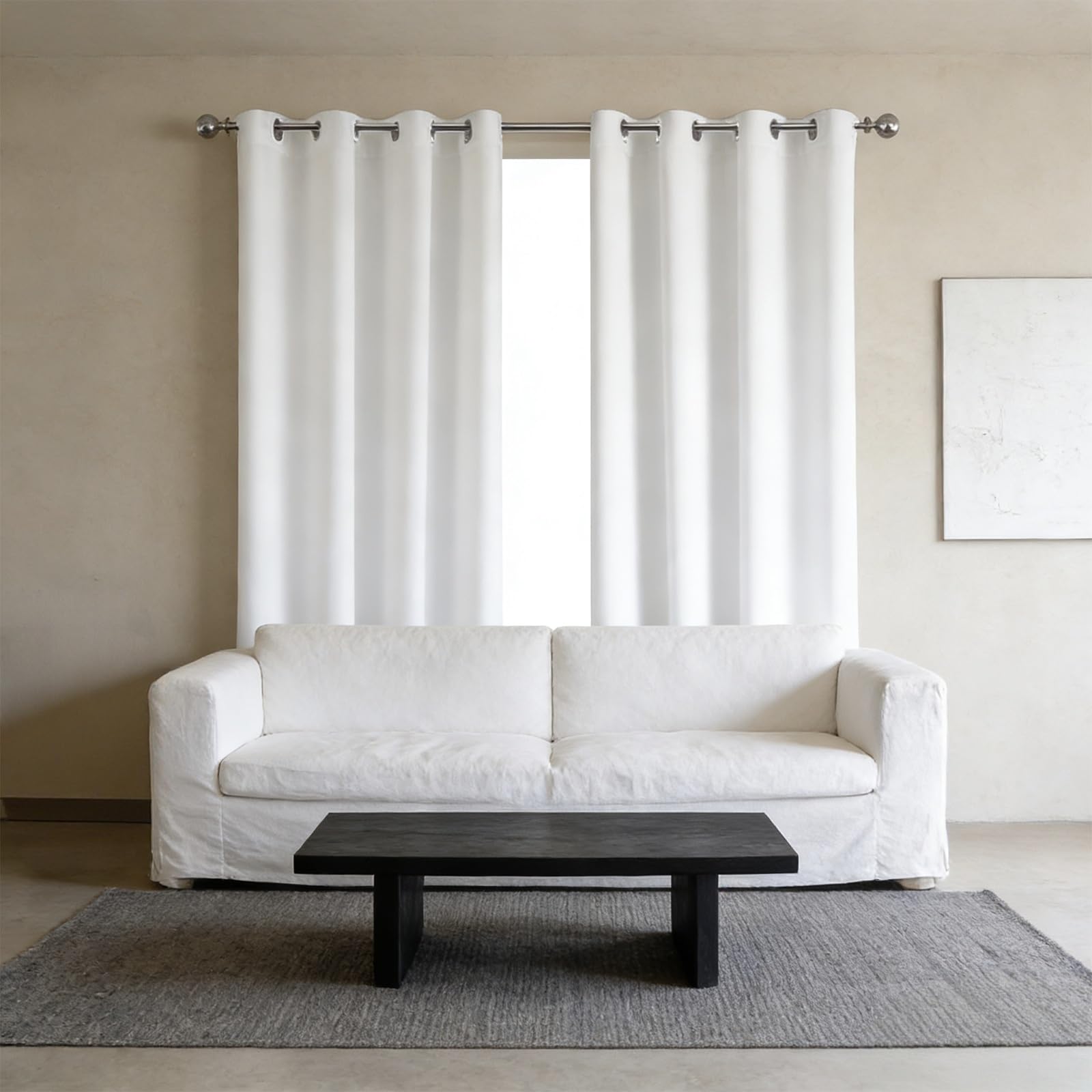 Bloquer lumière et froid avec le rideau occultant blanc thermique 150 x 115 cm
