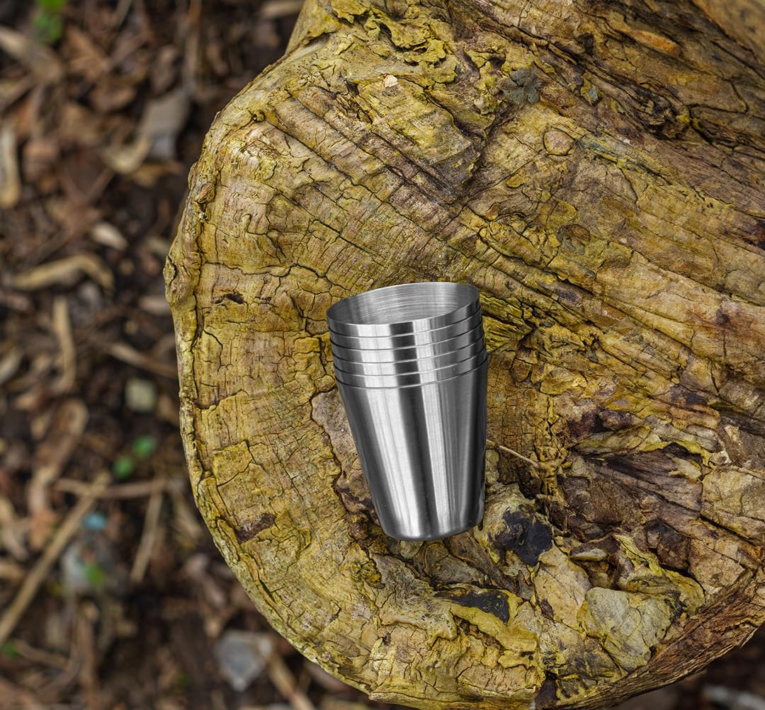NEO TOOLS 6 sztuk kieliszków do wódki 30 ml ze stali nierdzewnej z czarną skórzaną torbą - metalowe kubki kempingowe - kieliszki do shotów outdoorowych - wielokrotnego użytku