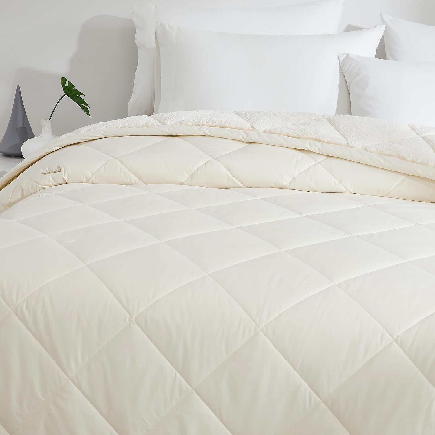 Downlite Cloud Top Primaloft Plush Blankets & Throws