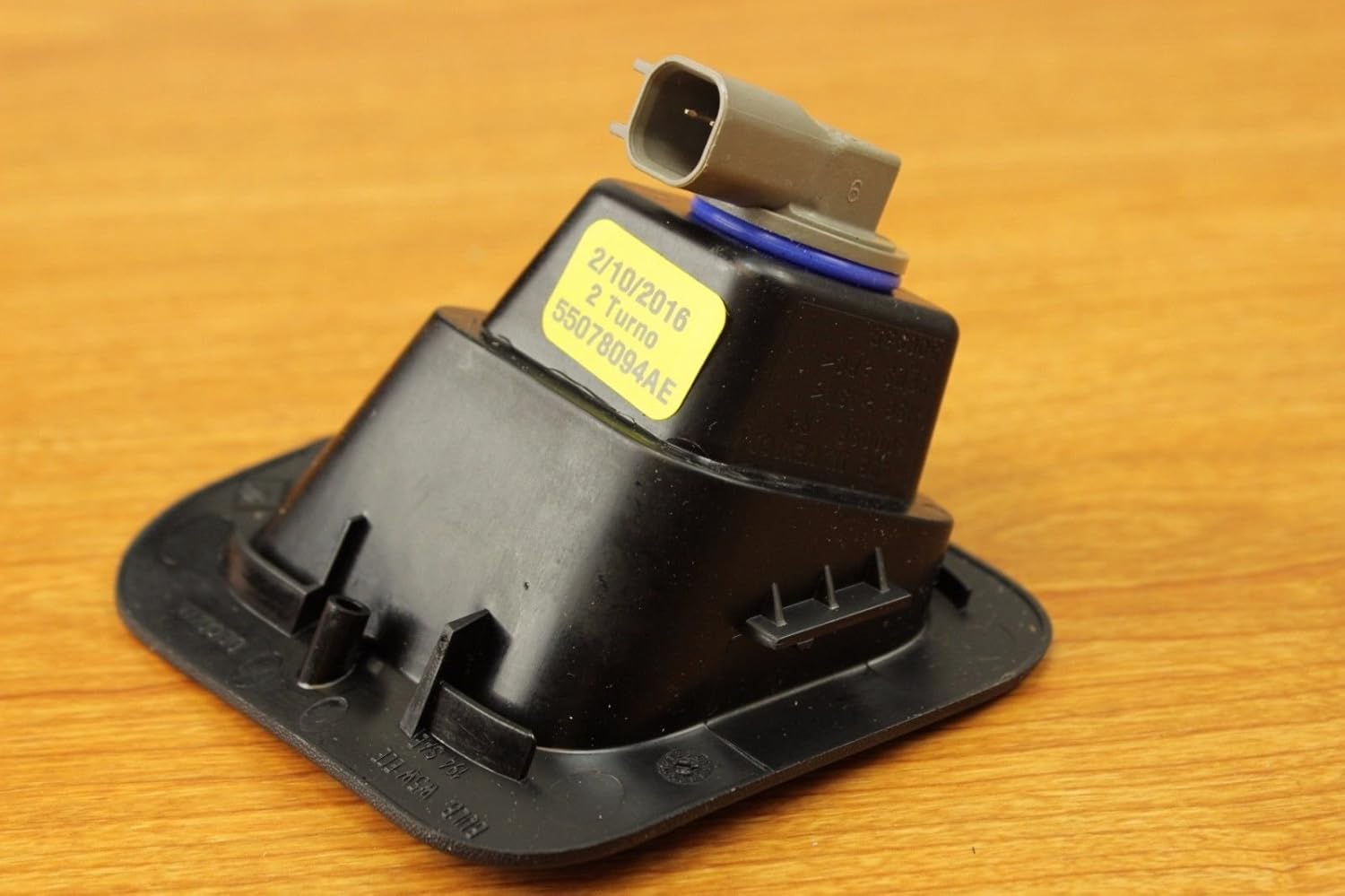 Dodge Ram 1500-3500 Rear License Plate Light Lamp Mopar OEM