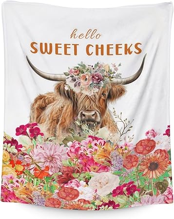 Mercuryelf Highland Cow Throw Blanket - Soft, Fuzzy & Warm - 60x80 Inches Flannel Blankets for Bed, Couch - White Novelty Throws Gift for Women, Men