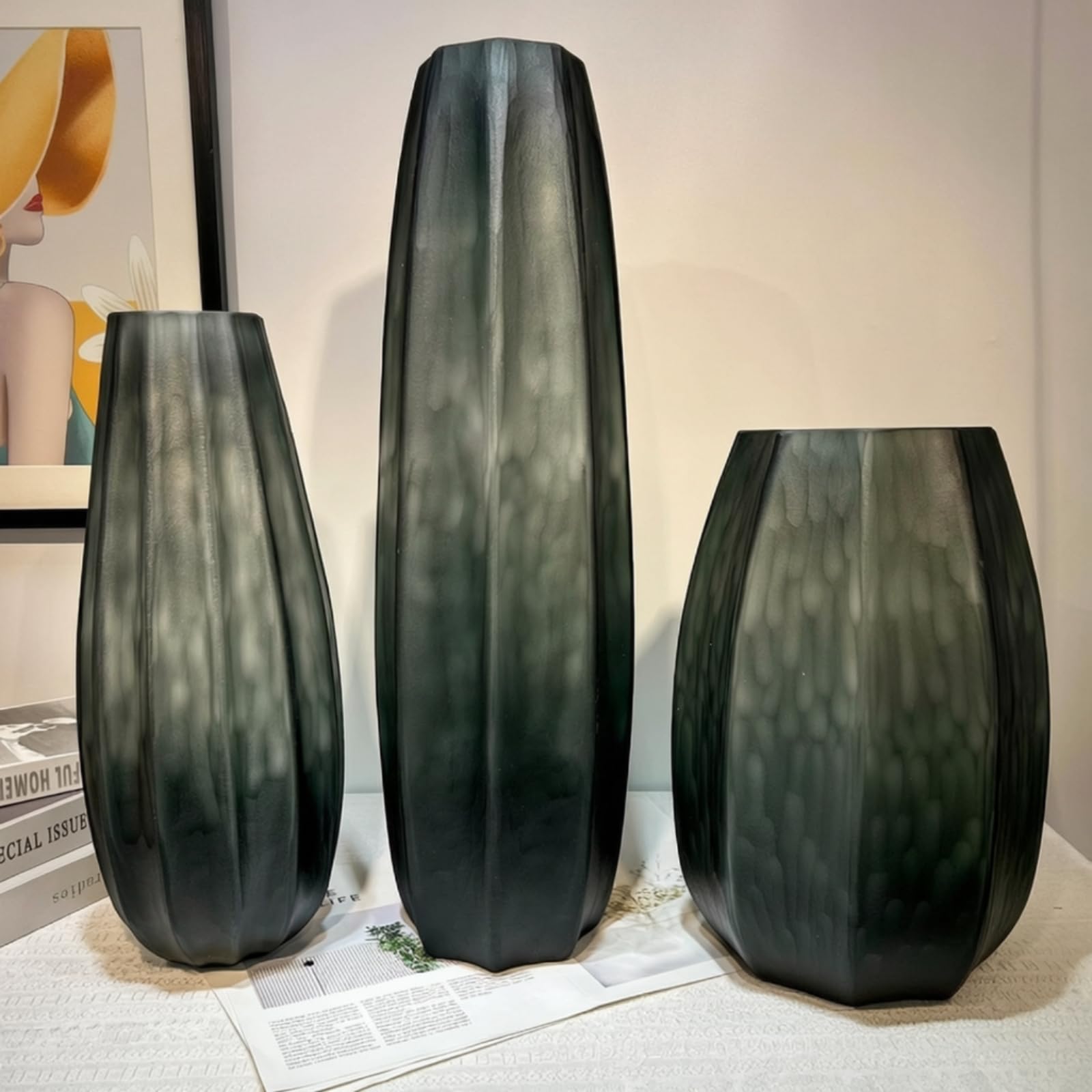 Jarrón con Cuerpo Facetado Florero Translúcido Transparente para coradores Interiores, 17 24CM