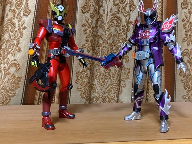 Amazon.co.jp: BANDAI S.H.Figuarts 仮面ライダーディープスペクター