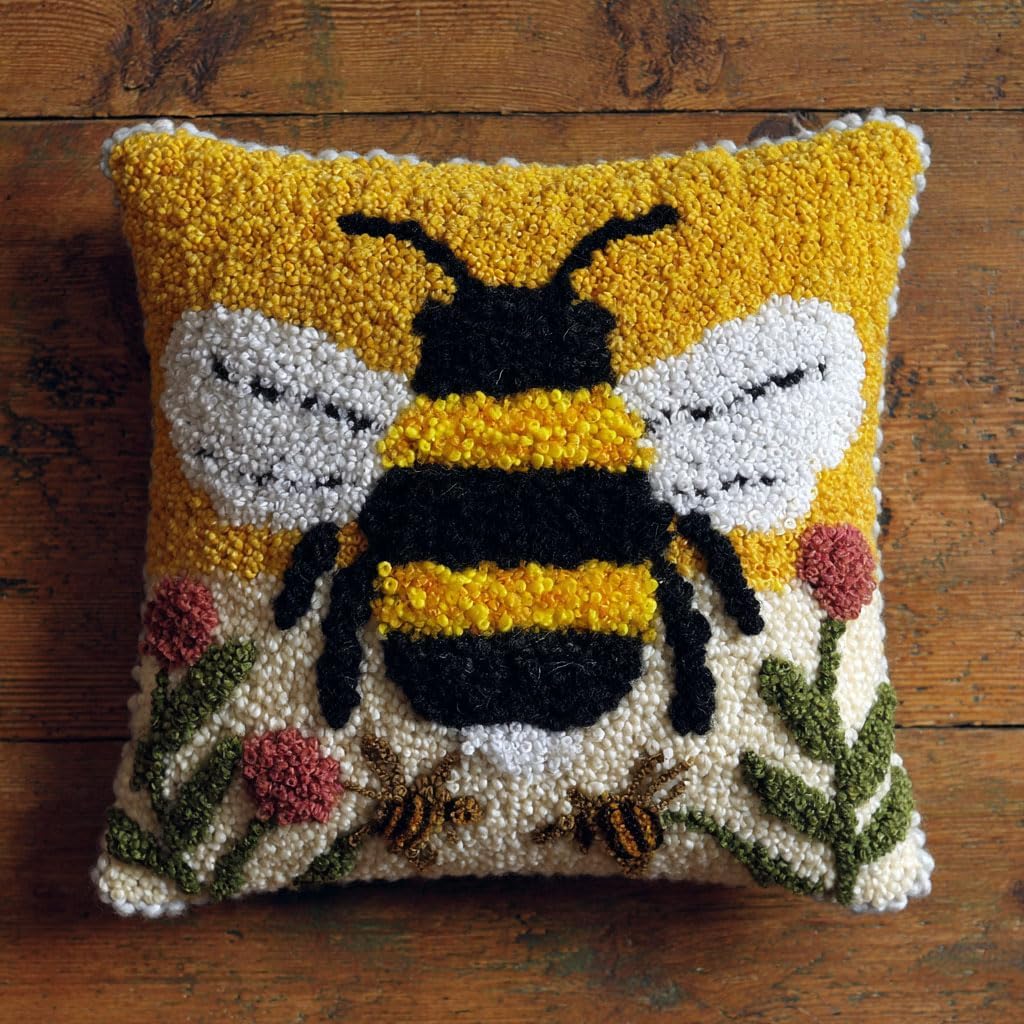 AMBATTERY DIY Latch Hook Cushion Kit Animal Dog Printed Pillowcase Crochet Yarns Hooking Handmade Pillow Cover Cushion Latch Hook Embroidery Kit 17x17inch