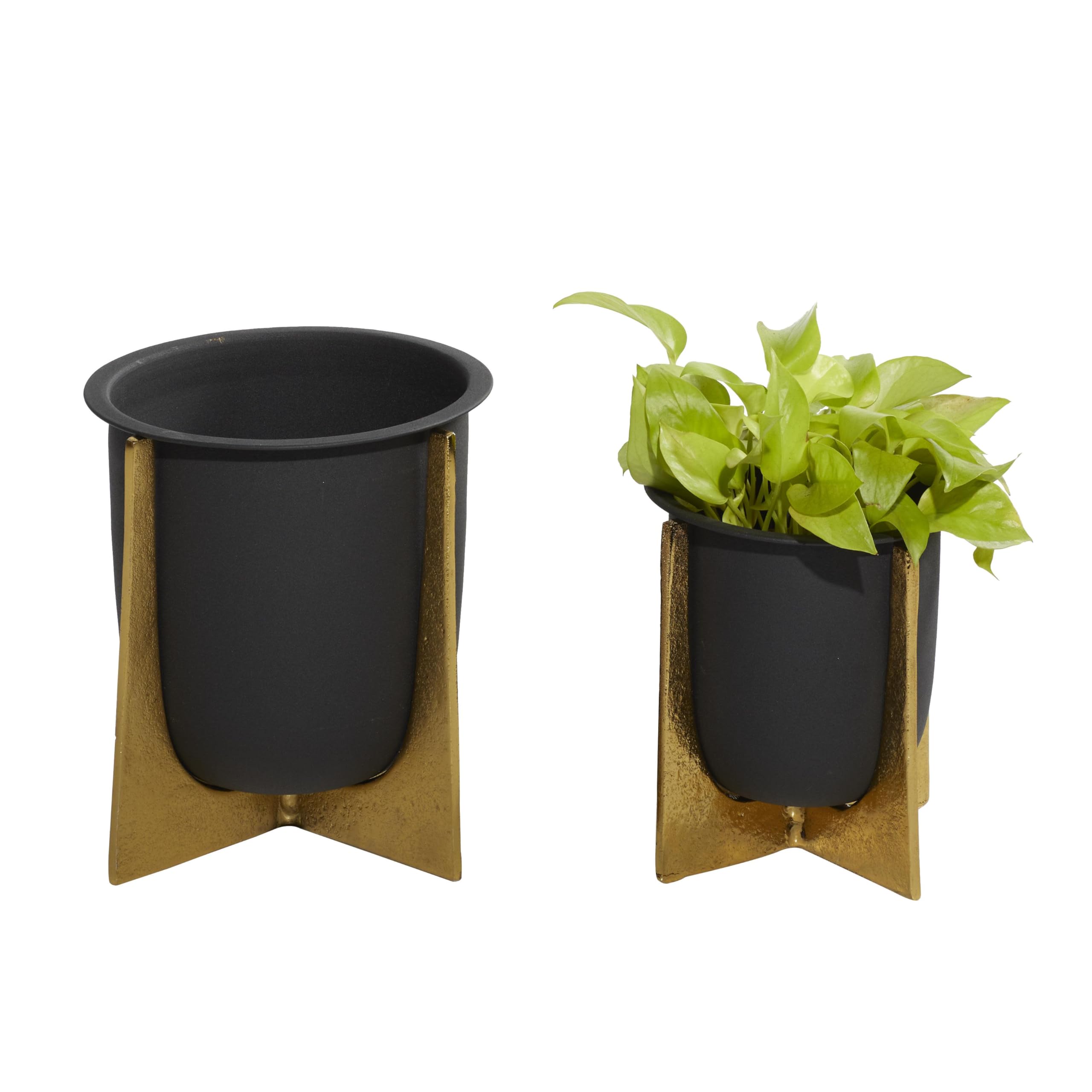 Deco 79 Metal Indoor Outdoor Planter with Removable Gold Stand, Set of 2 9", 7"H, Black