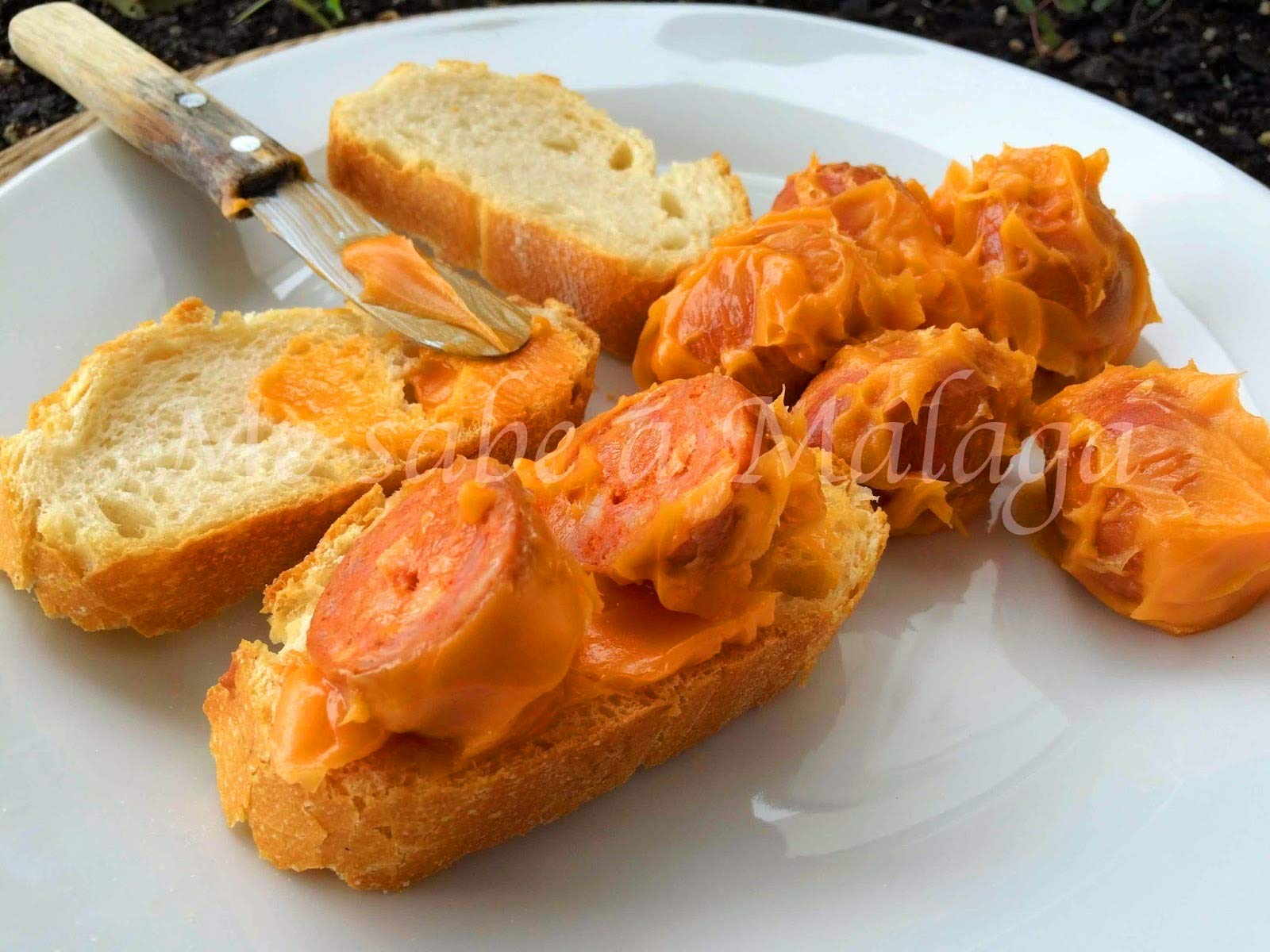 CHORIZO FRITO EN MANTECA 0,5 kg. "Disfruta del auténtico sabor de la serranía de Ronda con nuestro Chorizo Frito en Manteca"