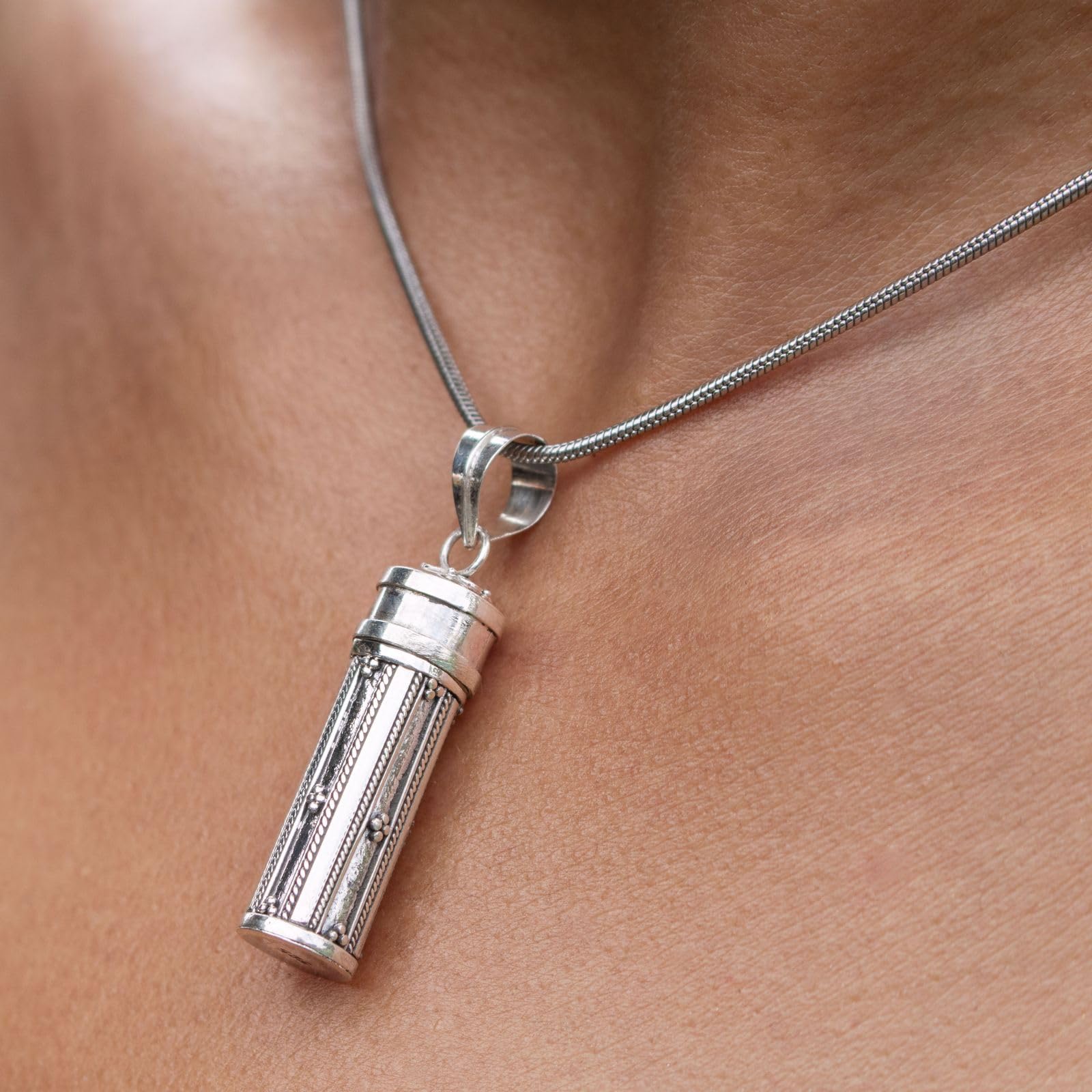 Fly Style Kettenanhänger Silber Phiole Amulett Parfum Anhänger - Aromatherapie Kette - Notfall Anhänger - Urnenketten für Asche