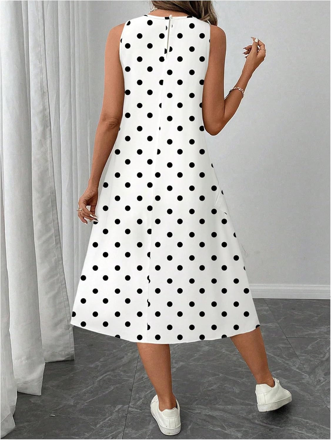 Verdusa Women's Vintage Polka Dots Tank Dress Sleeveless Crew Neck Flowy Midi Dresses - Image 2