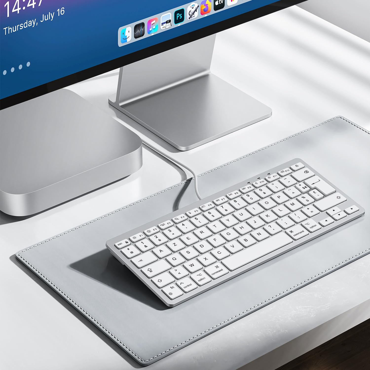 OMOTON Tastiera con cavo per Mac, tastiera con connessione doppia (Type C/USB), tasti silenziosi e connessione stabile, compatibile con Mac, iMac, Mac Mini (AZERTY)