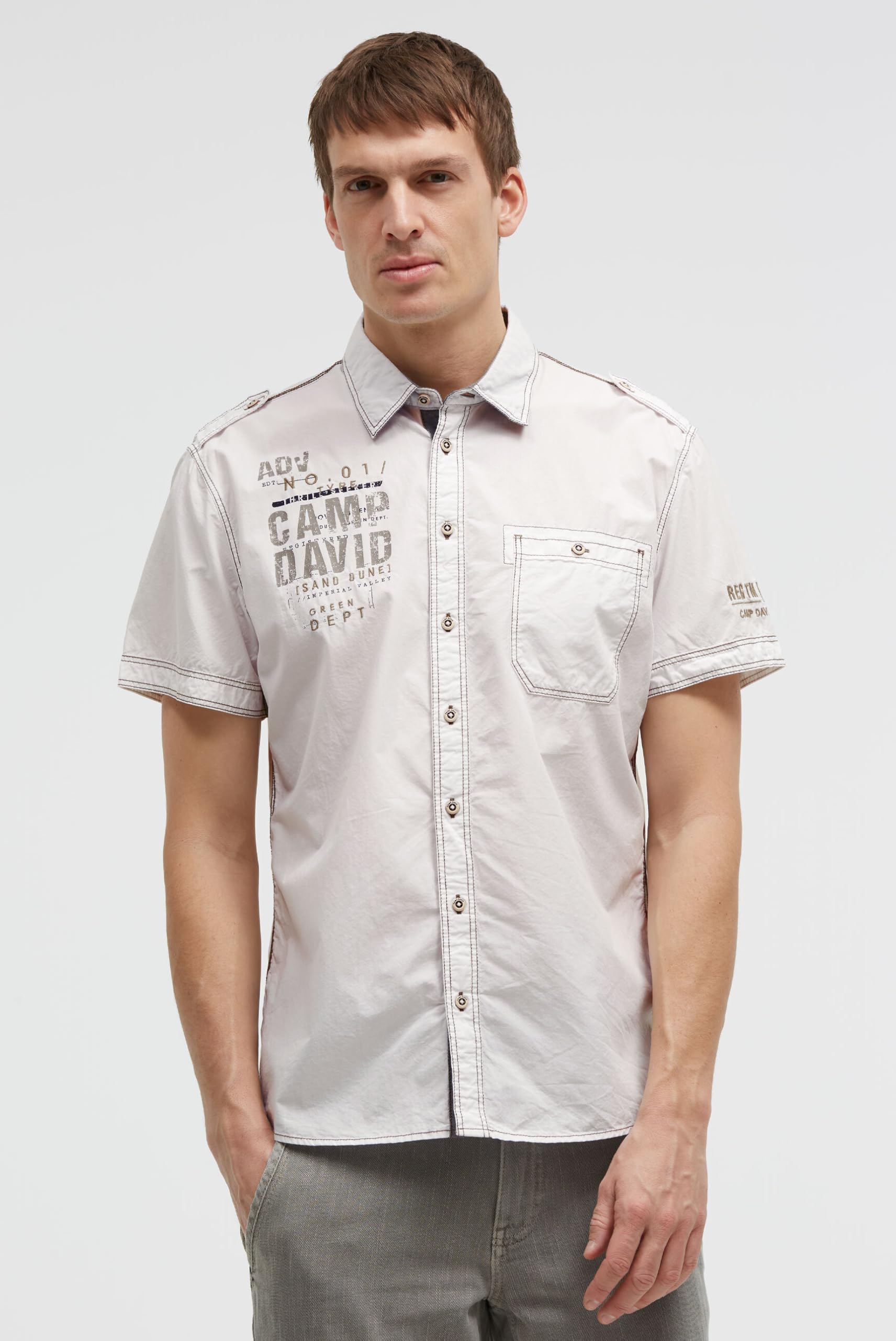 Camp David Herren Hemd mit Back-Print, Brusttasche und Stickereien