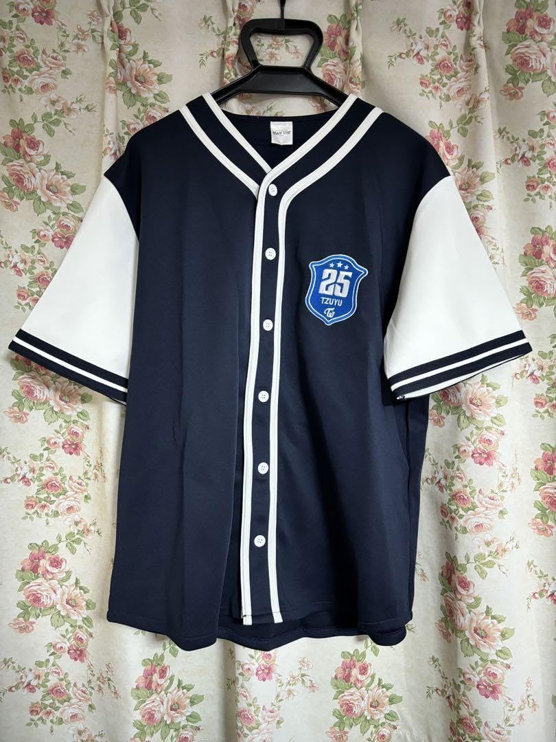 Amazon.co.jp: TWICE 5th ワルツ 公式 ユニフォーム ツウィ : おもちゃ Amazon.co.jp: TWICE 5th ワルツ 公式 ユニフォーム ツウィ : おもちゃ