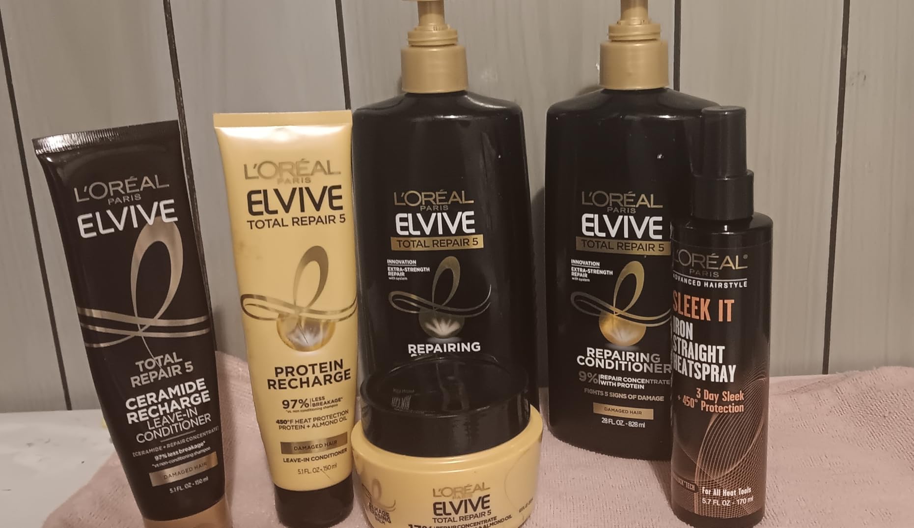 L'Oreal Paris Elvive Total Repair 5 Protein Recharge Leave In Conditioner Treatment, and Heat Protectant, 2 pack, (5.1 Ounce each) (Packaging May Vary)