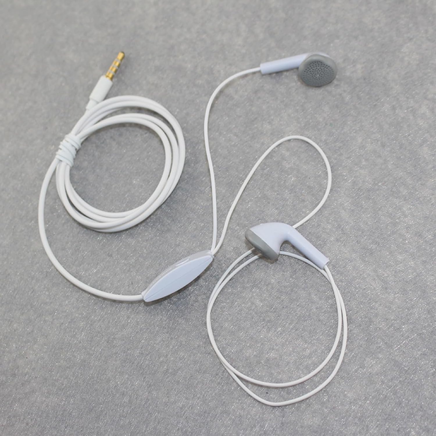 C550 Corded Earbuds Earpieces Feature Reduction 3.5mm Port Earphones for Phones Tablets Music Players Phone Call Earphones