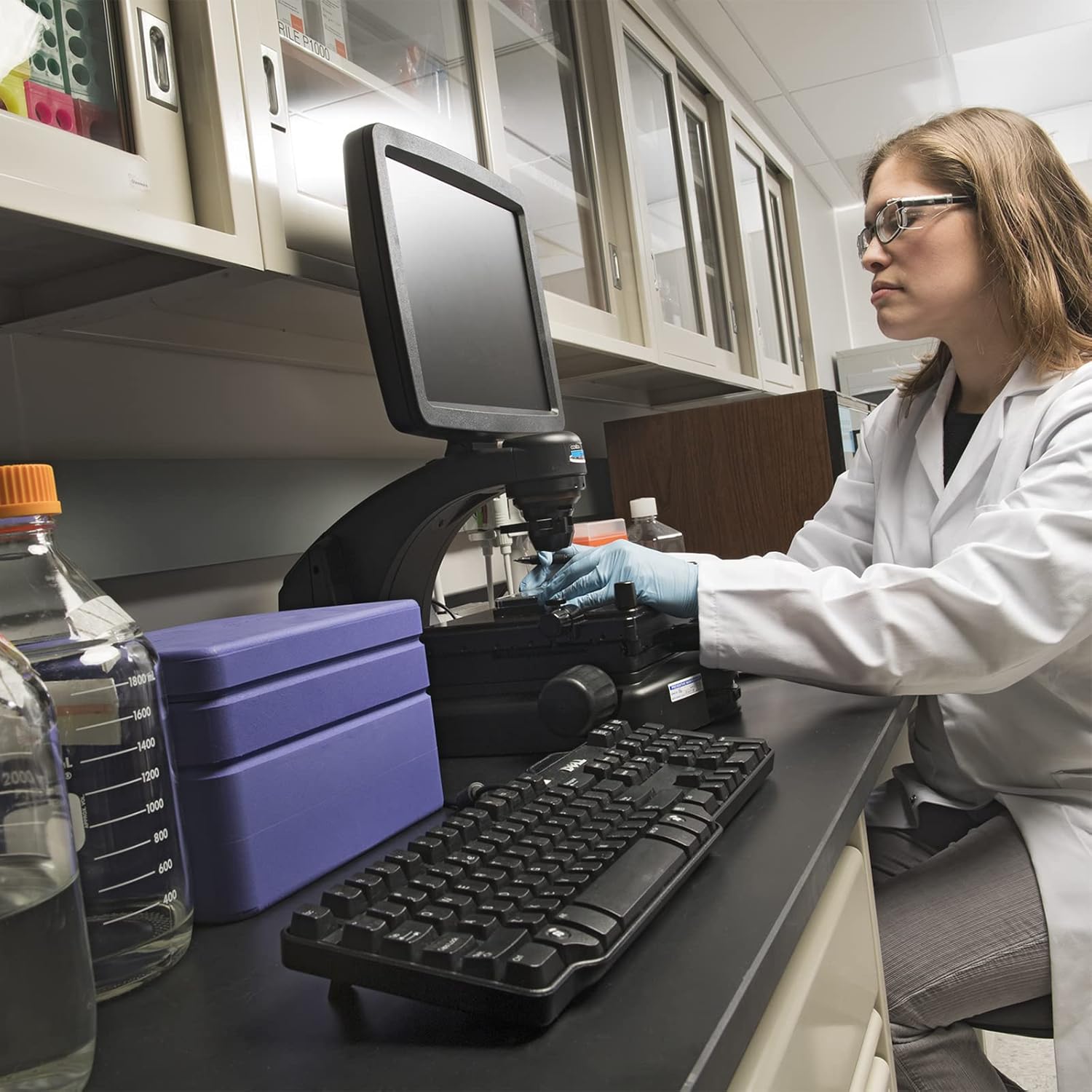 Pyrex Round Wide Mouth Media Storage Bottle with GL45 Screw Cap- Borosilicate Glass Bottles with Caps- Premium Scientific Glassware for Labs, Classrooms or Home Use Glass Container, 500mL, 2/Pk