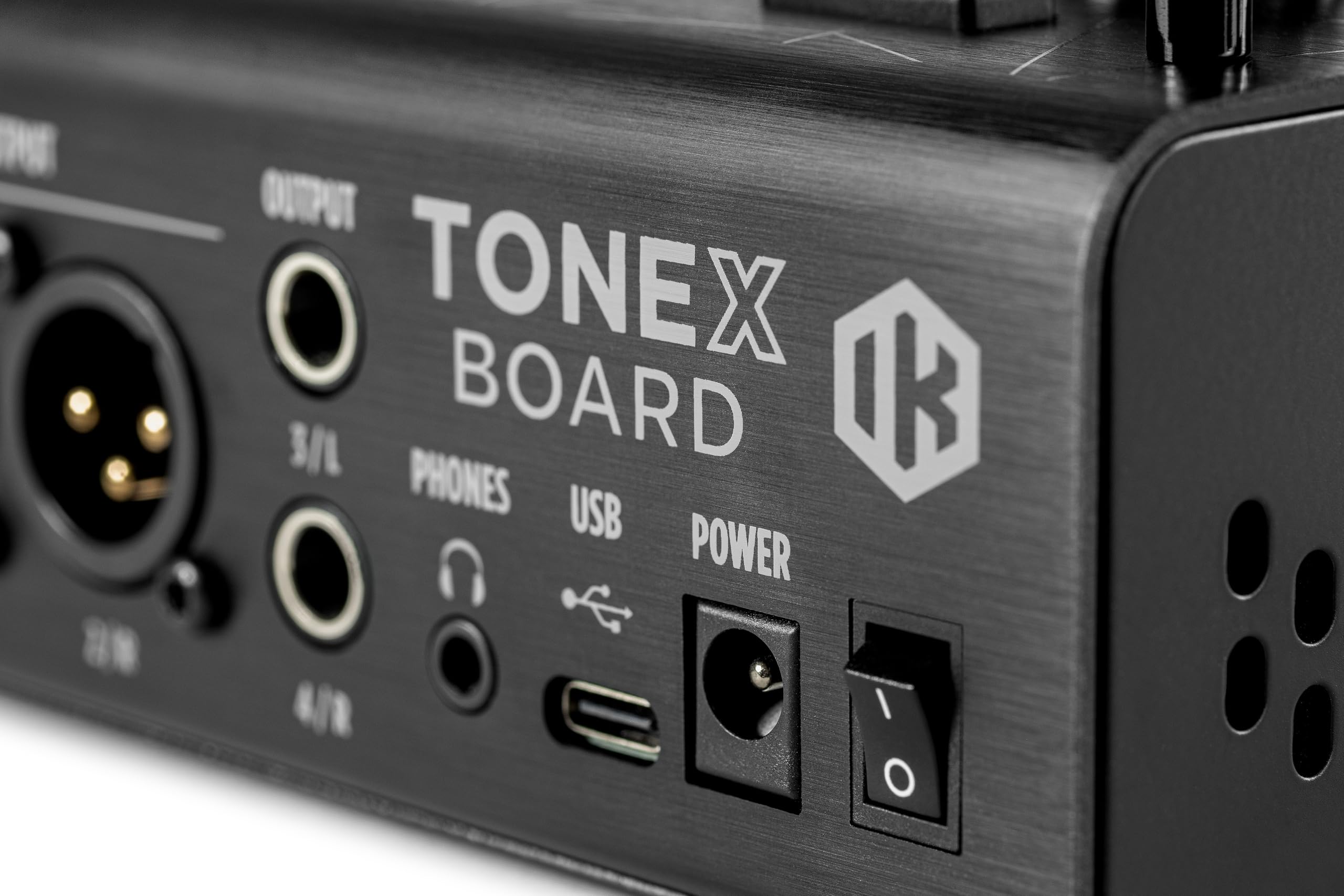 IK Multimedia Tonex Board All-in-One Gitarre und Bass Prozessor