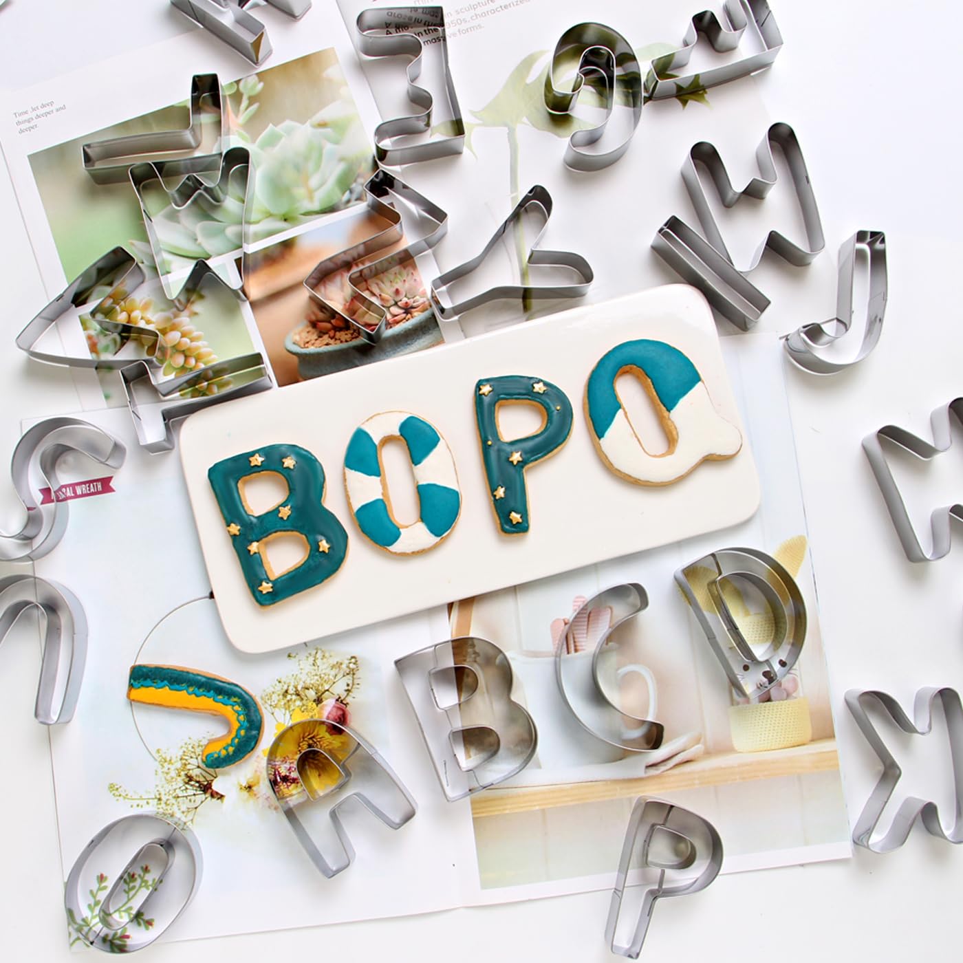 Juego de cortadores de galletas con letras del alfabeto (A - Z), 26 piezas grandes de acero inoxidable de 7,6 cm, cortador de fondant, herramientas para cumpleaños, Navidad, Año Nuevo y decoraciones