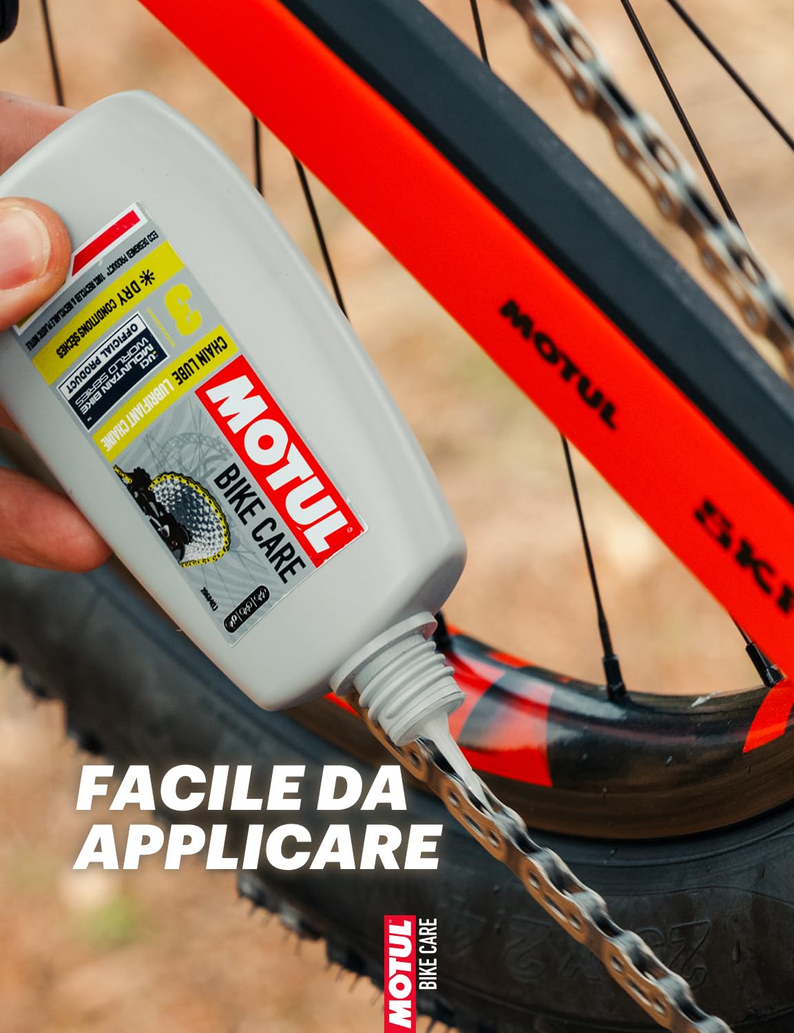 Motul - Lubrificante per Catene di Biciclette MTB, Condizioni di Asciutto - Antiusura - Resistente all'Acqua e alla Ruggine - Flacone con Contagocce - Bike Care Chain Lube Dry off Road - 100 ml