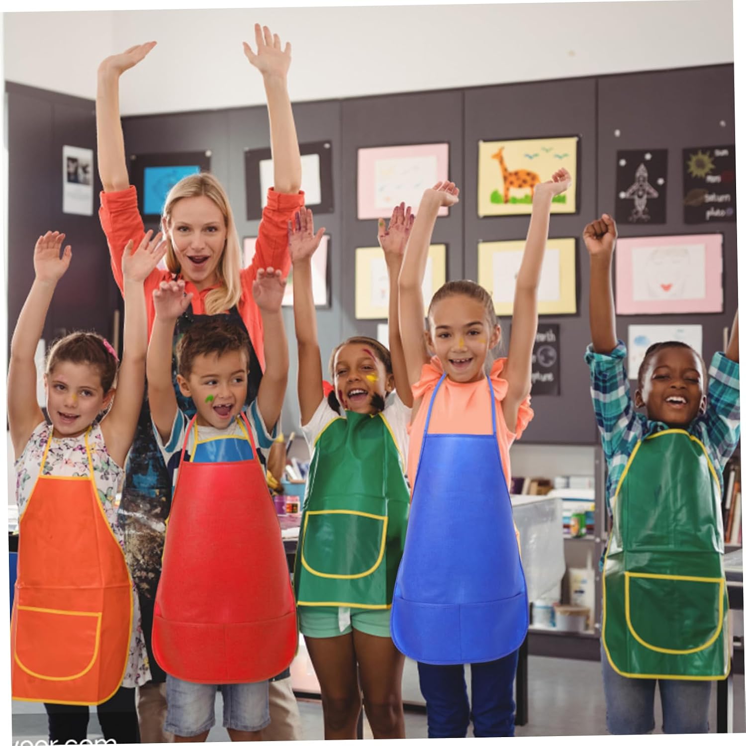 Sosoport 5pcs Boy Girl Painting Aprons Non-woven Artist Smocks for Boy Girl Reusable for Creative Activities Includes