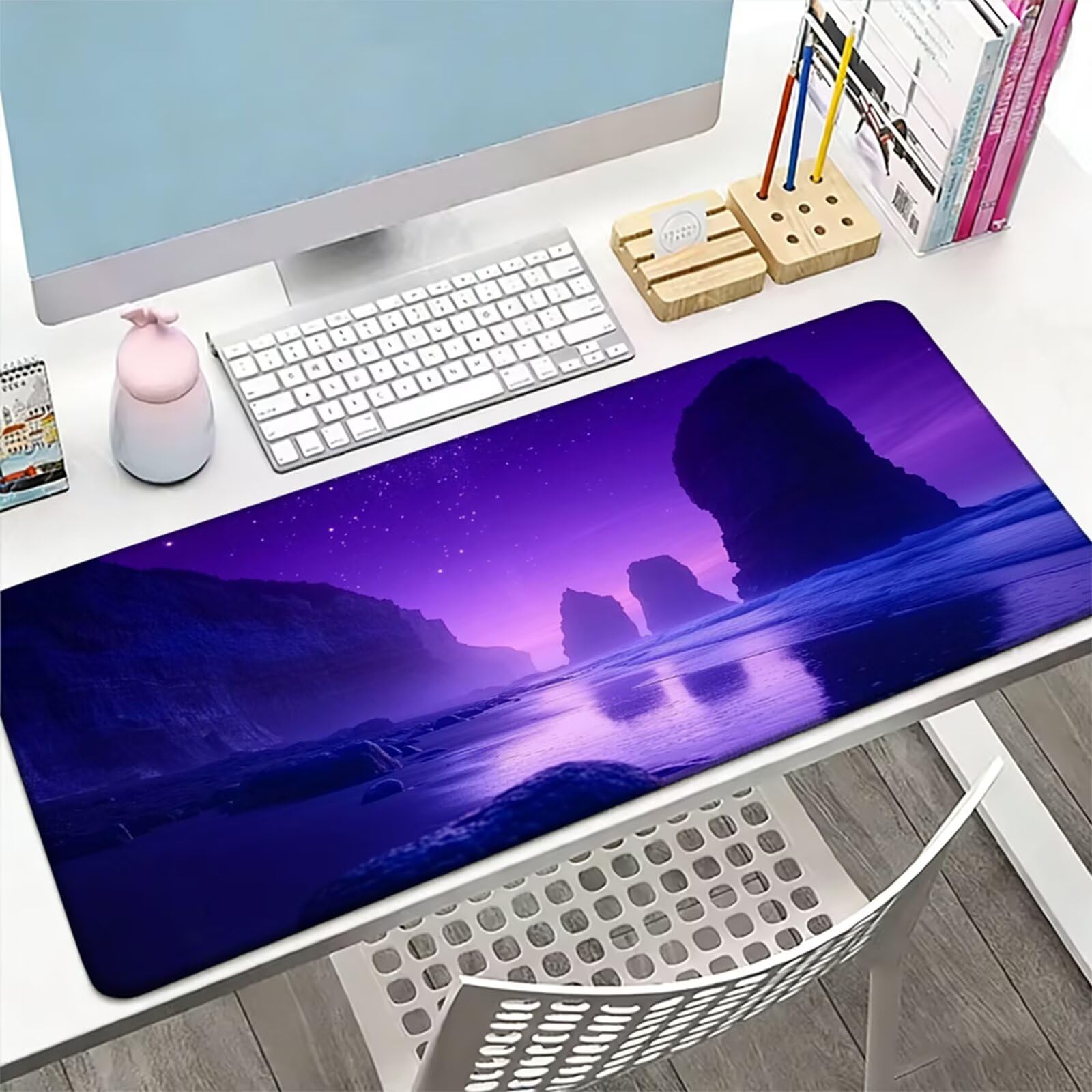Podkładka pod mysz XXL 1200 x 400 x 3 MM, fioletowa duża podkładka pod mysz z wodoodporną i gumową antypoślizgową plażą pod ręką zszyte krawędzie, poprawia precyzję i szybkość dla gracza W-920