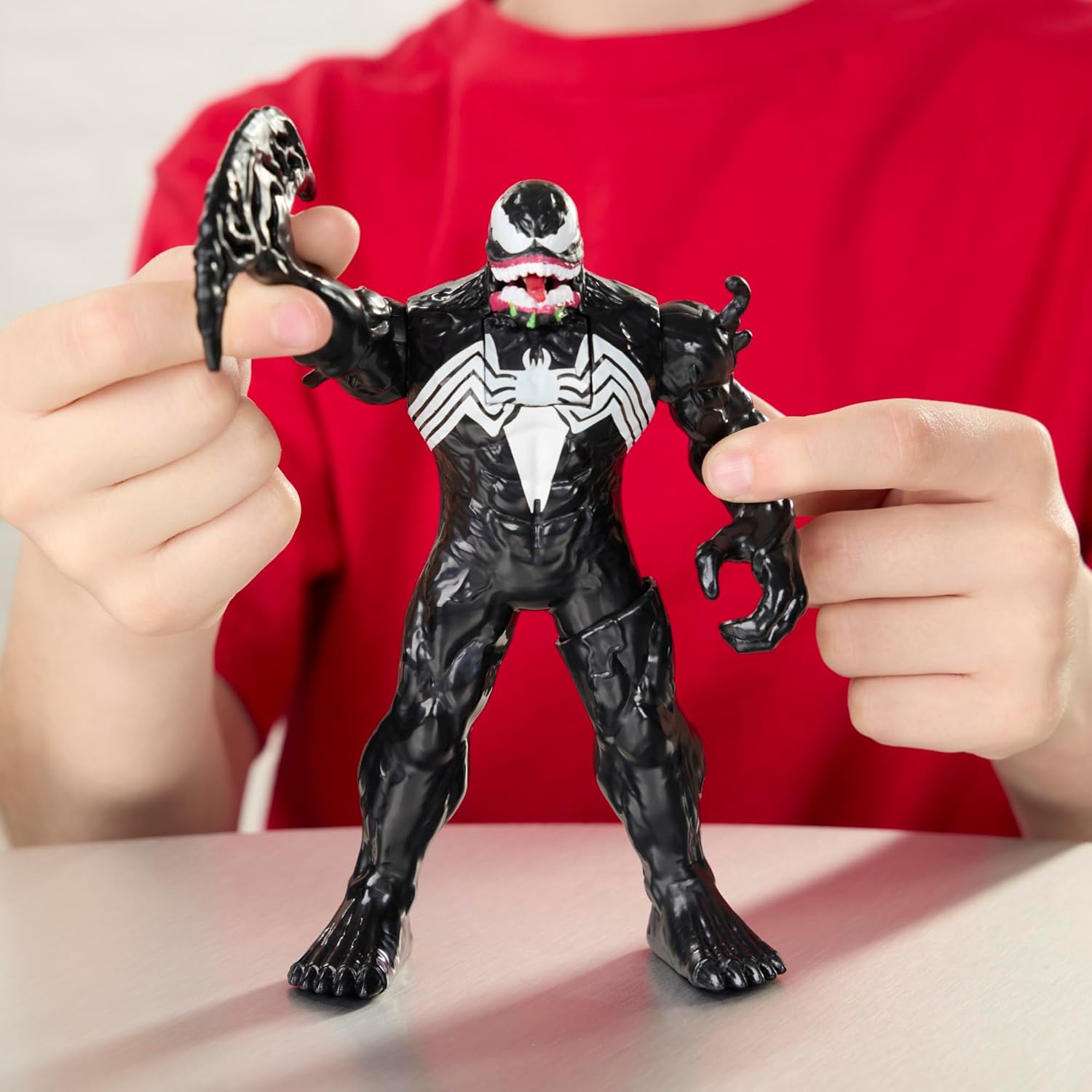 SPIDER-MAN Marvel Venom Action FX, 6-Inch (15.2 CM) Electronic Action Figure with Sound Effects, Super Hero Toys for Kids, Ages 4+ - Image 10