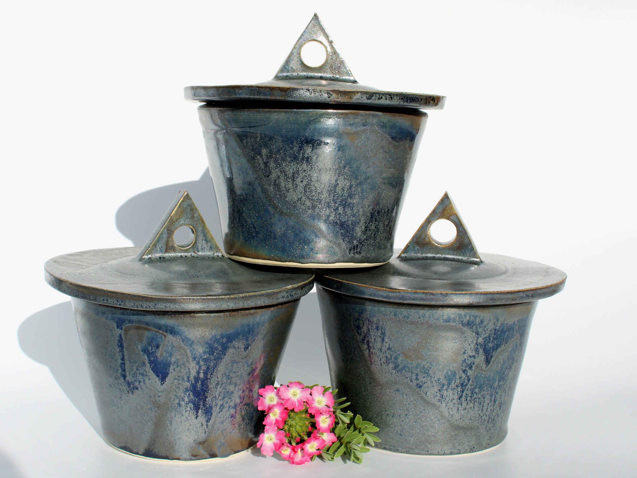 KERZENFRESSER Indoor handgefertigte Keramik mit Deckel, silber-blau