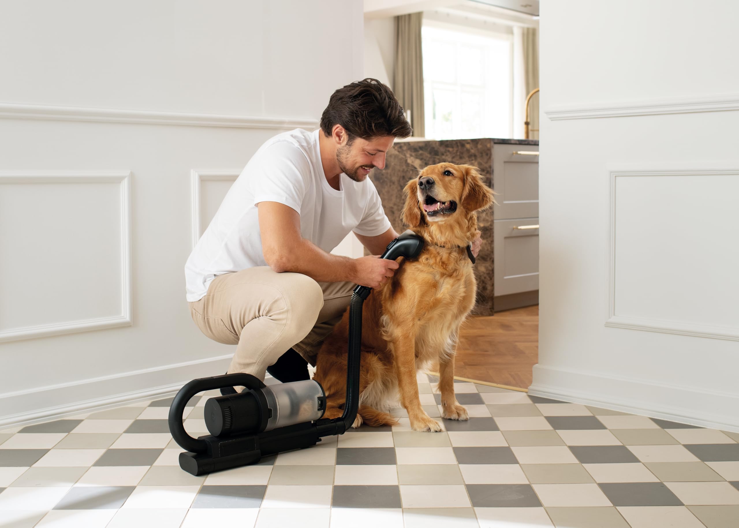 Nilfisk S1 Pet Care 2-in-1 Akku-Staubsauger – Stabstaubsauger und Handstaubsauger – HEPA 14 Filter – Schwarz (550 W)
