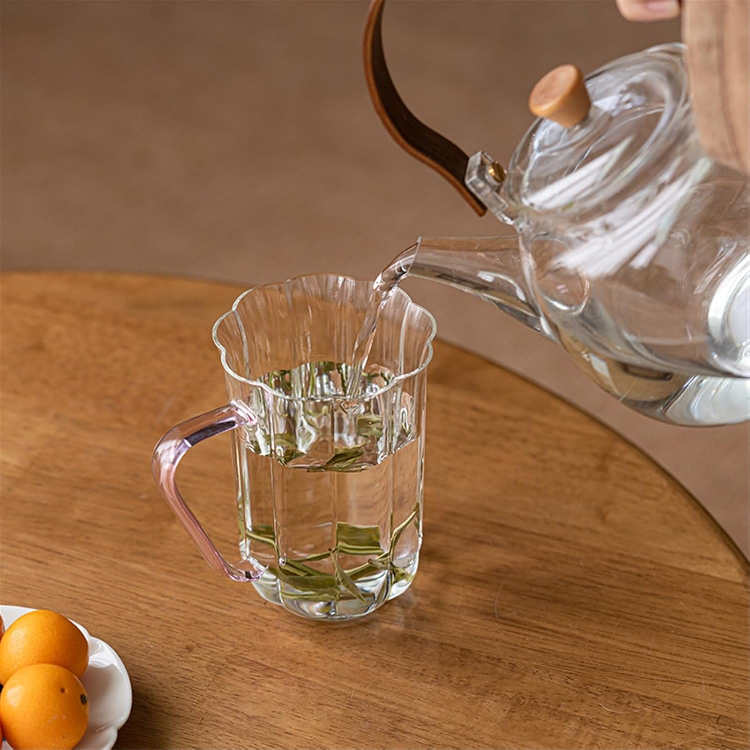 ガラスのコップ ハンドル付き透明ガラスコーヒーマグ、10.5オンスプラムフラワー型ホウケイ酸ガラスティーカップ