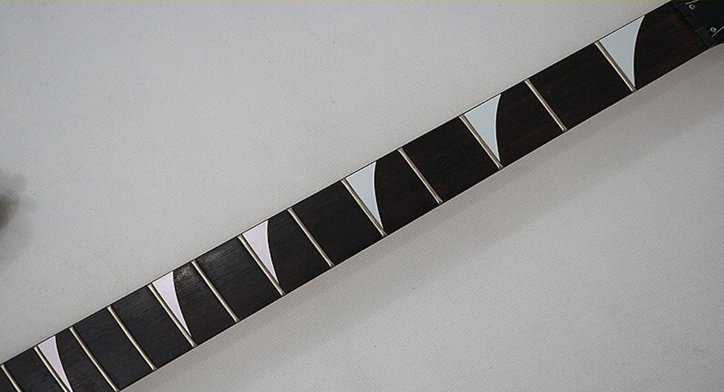 Segna Tasti A Forma Di Squalo Per Chitarra – Intarsi Adesivi Per Tastiera In Palissandro, Bianco Argento