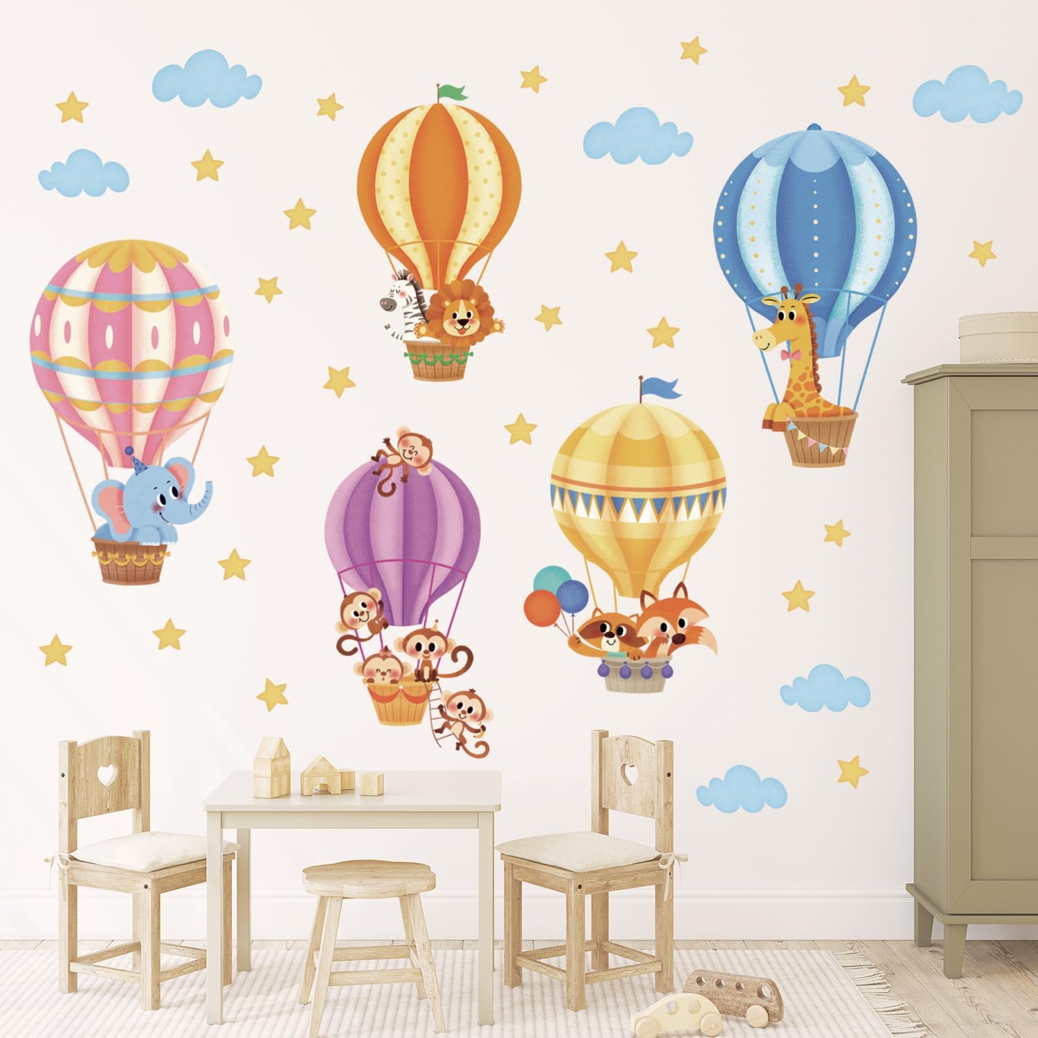 Amazon.com: DECOWALL SG-2214 Animals in Hot Air Balloons Kids Wall ...