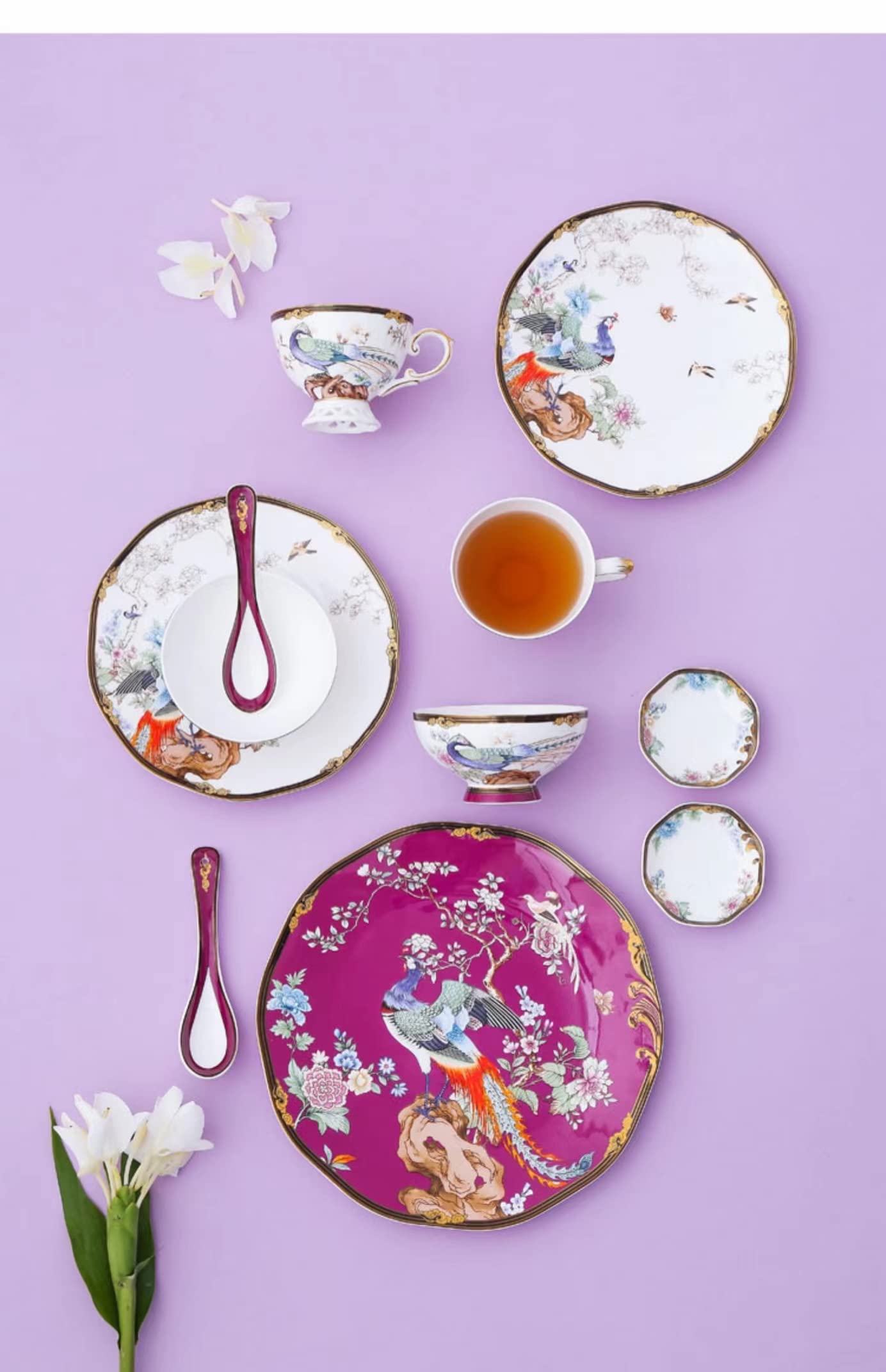 Bone China 11-częściowy delikatny okrągły zestaw zastawy kuchennej, talerze, naczynia, miski, serwis filiżanki do kawy dla 2 osób, fioletowy