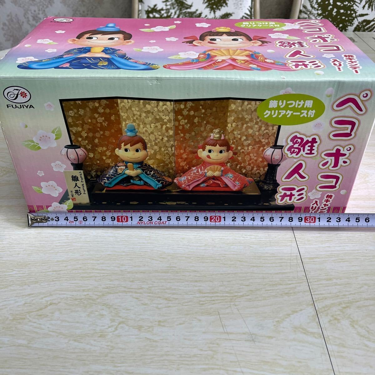 ペコポコ雛人形 ペコちゃんお菓子