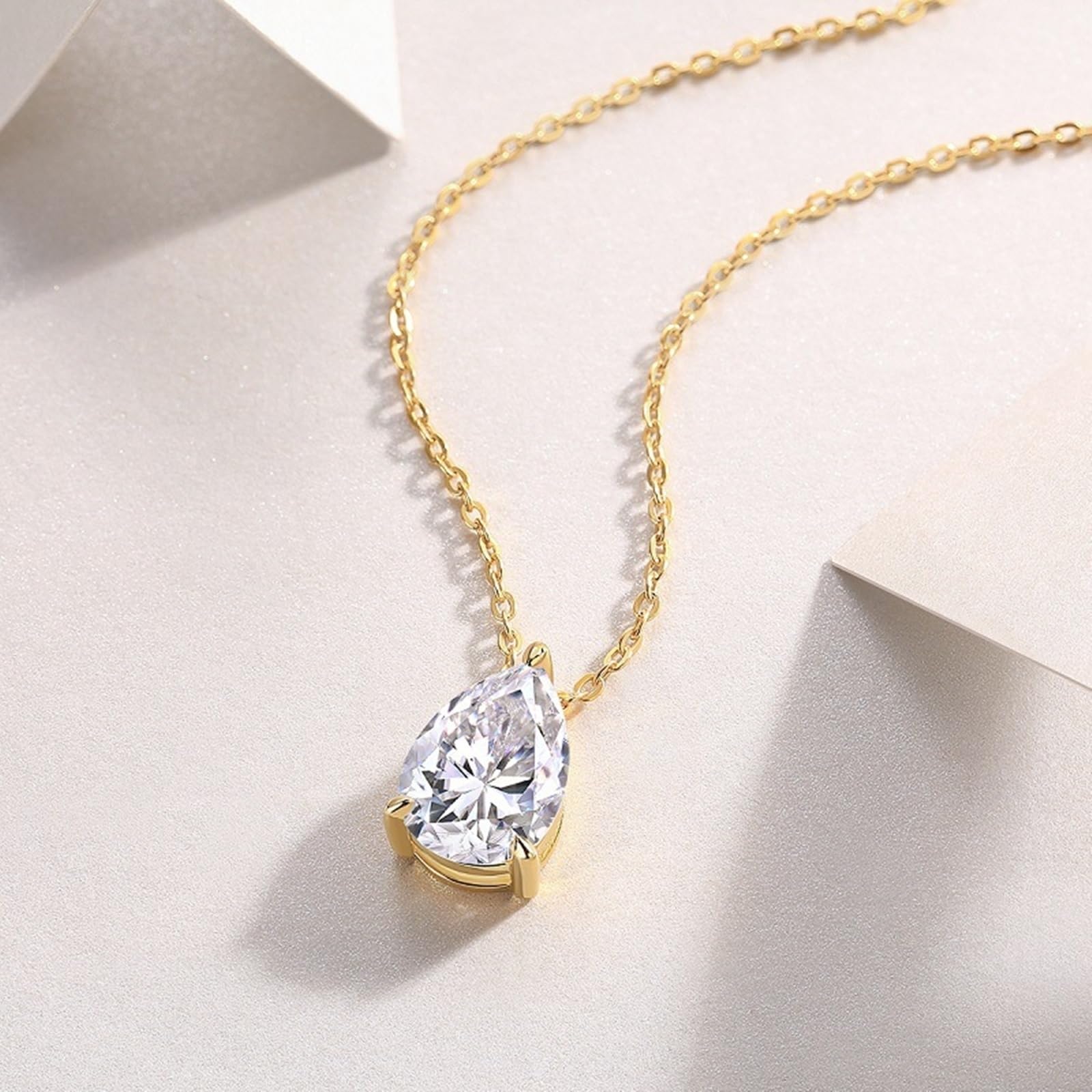 Collar de oro amarillo para mujer, tres lágrimas solitarias, collar ajustable para mujer, moissanita