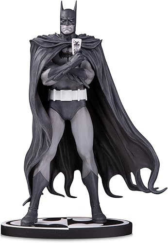 Miniatura 1 de McFarlane Toys - DC Direct Batman Negro y Blanco - Batman por Brian Bolland (Resina)
