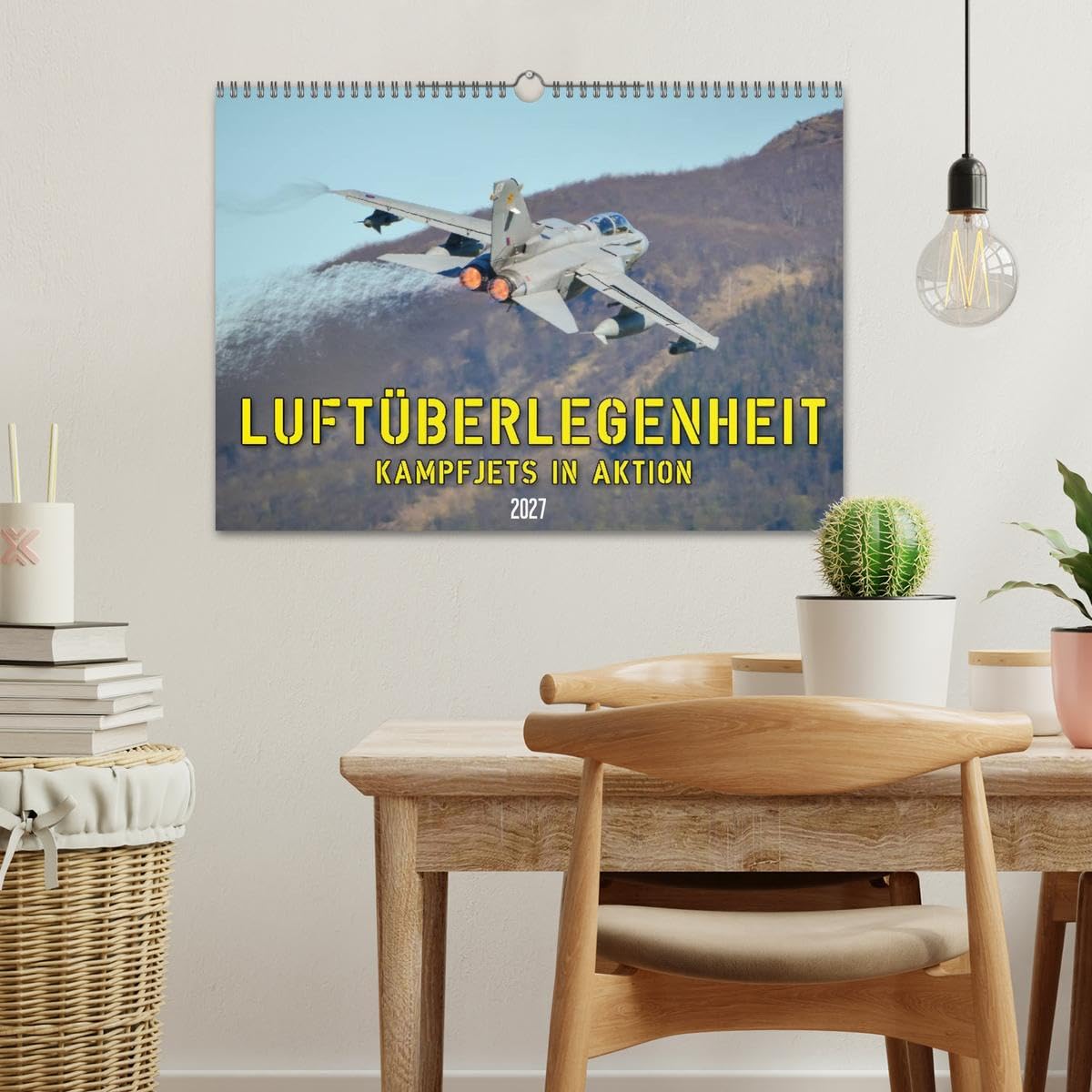 CALVENDO - Luftüberlegenheit - Kampfjets in Aktion (Wandkalender 2027 DIN A3 quer), Monatskalender: Faszinierende Aufnahmen von Kampfjets in Aktion.