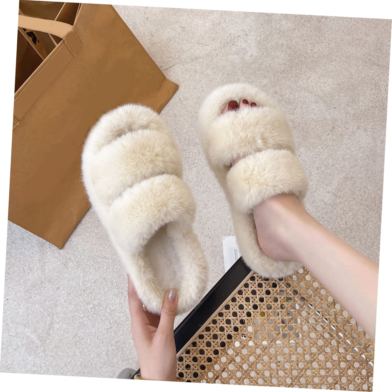 Pantofole Di Pelliccia Pantofole Da Bottino Da Donna Pantofole Da Morbide Pantofole Da Donna Diapositive Fuzzy Per Le Donne Gomma Da Cancellare Bianca