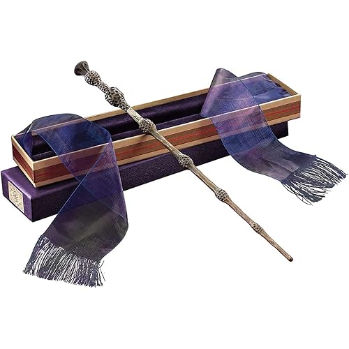 The Elder Wand in Ollivander's Box
