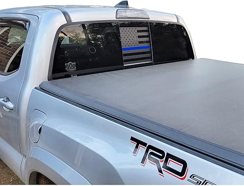Miniatura 5 de Calcomanía de la bandera estadounidense para ventana central trasera para Toyota Tacoma 2023 2022 2021 2020 2019 2018 2017 2016-2005, accesorios de