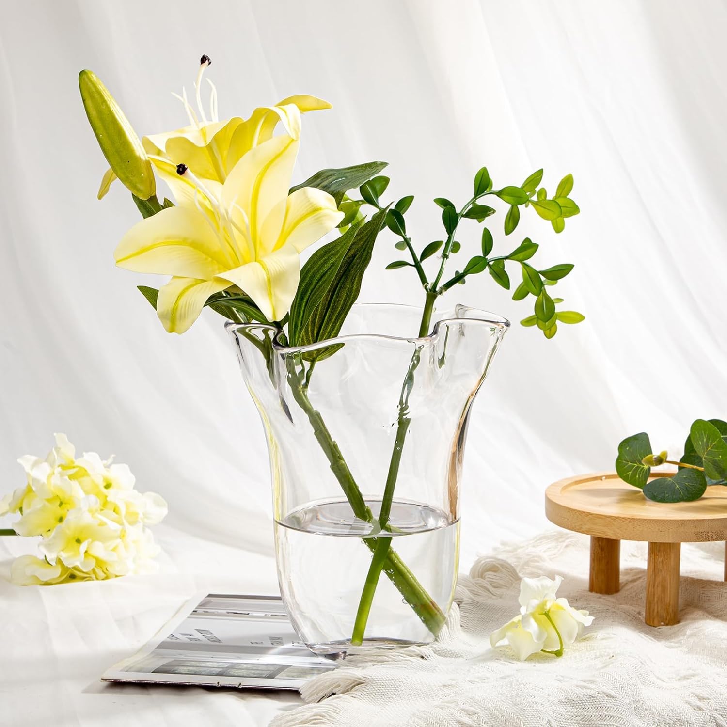 8 inch Clear Glass Vases Flower Vases for Centerpiece, Large Crystal Vases for Flowers Wide Mouth Vase for Home Office Living Room Shelf Wedding Decor (Clear)