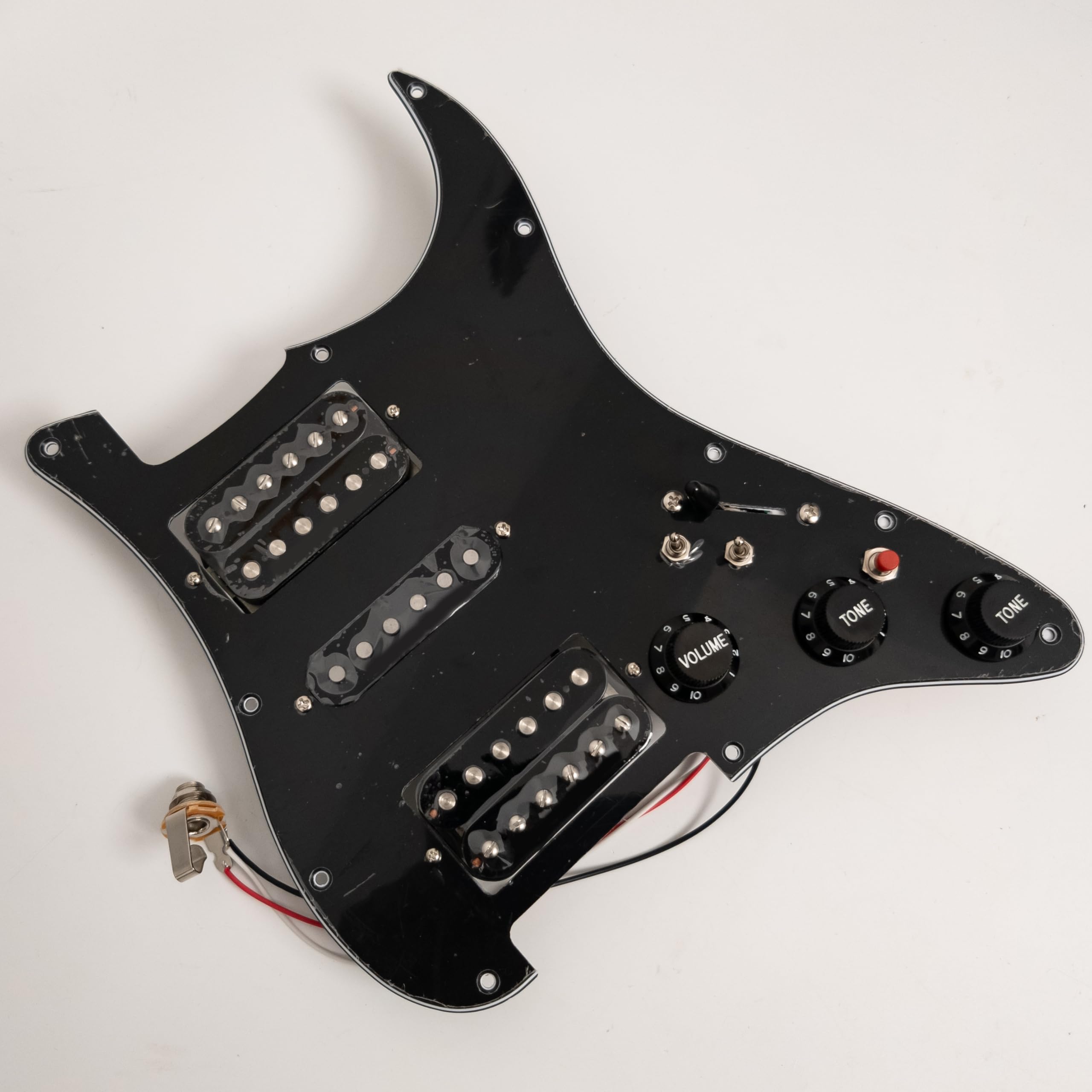 ストラトキャスター　コンポーネントギター　ブレンドピックアップ　沖縄発送不可 Amazon | Fender STギター用配線済みHSHピックガードキット、ストラト