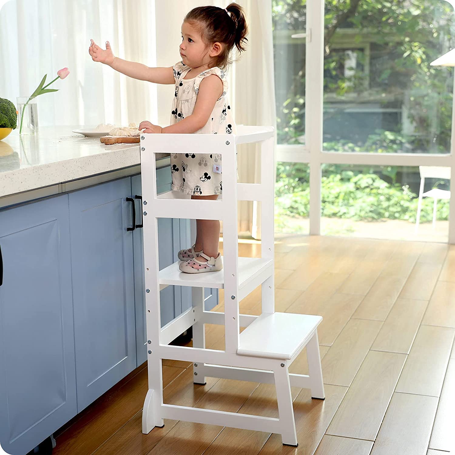 Height Adjustable Kitchen Step Stool for Kids and Toddlers with Safety Rail Children Standing Tower for Kitchen Counter,Parents' Helper Kids Learning Footstool, Solid Wood Construction White