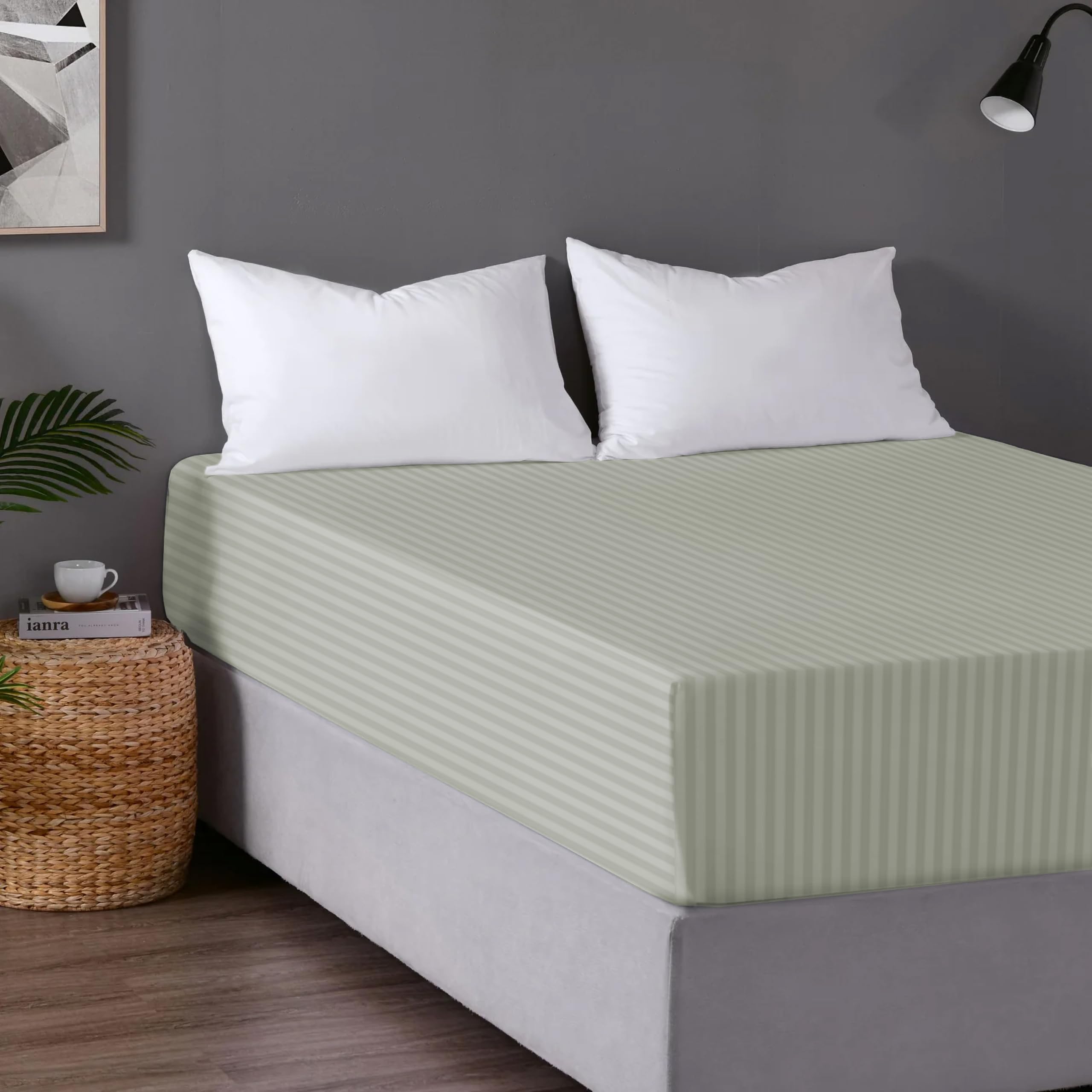 Luxury Hotel Quality Embossed Stripe Fitted Sheet, Easy Care Hypoallergenic Durable 30 cm Extra Deep Satin Stripe Fitted Bed Sheets, Grey - Double (138x190 +30) cm