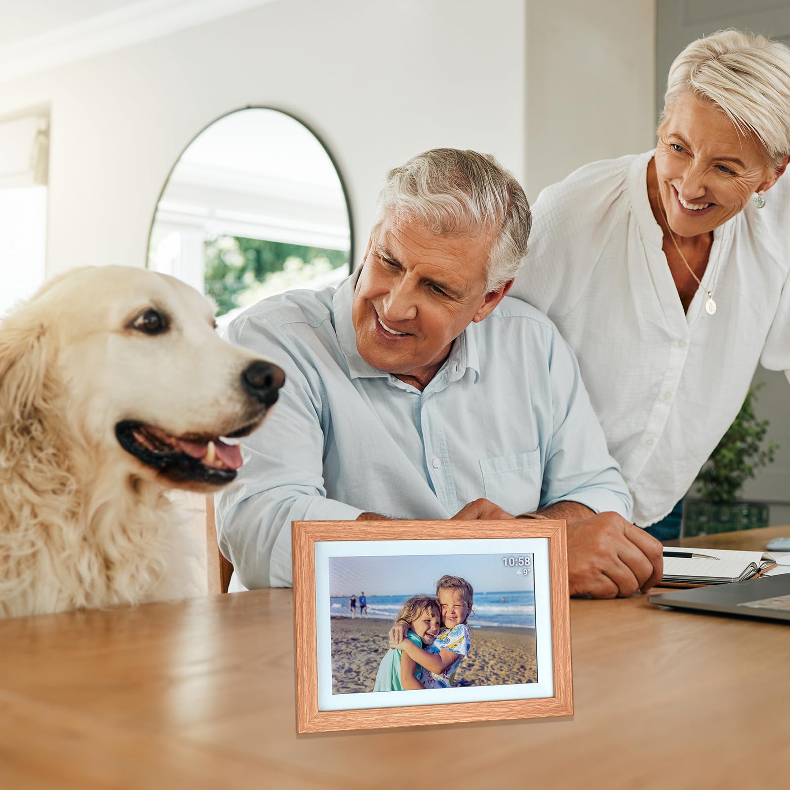 TFA Dostmann FRAMEO App cyfrowa ramka na zdjęcia WiFi 25,7 cm 10,1" 1280 x 800 px 32 GB Brązowa, biała