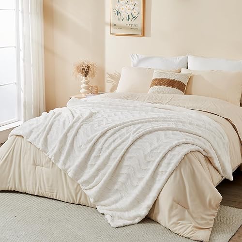 Miniatura 4 de Qucover Manta blanca de piel sintética, lujosa manta de 50 x 60 pulgadas, manta suave y mullida gruesa y cálida para sofá, mantas decorativas con